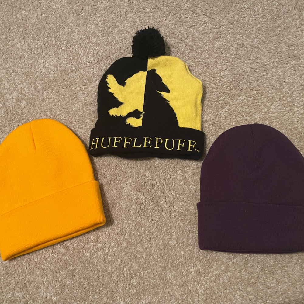 3 Unisex Beanies